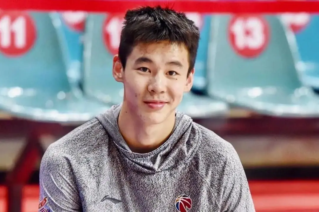 活塞, 这次任性转, 球在与世界